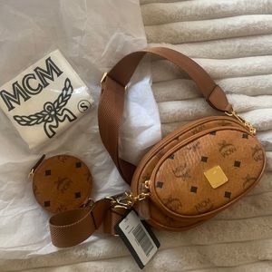 MCM cross body smart essential Visetos w/ detachable parts
